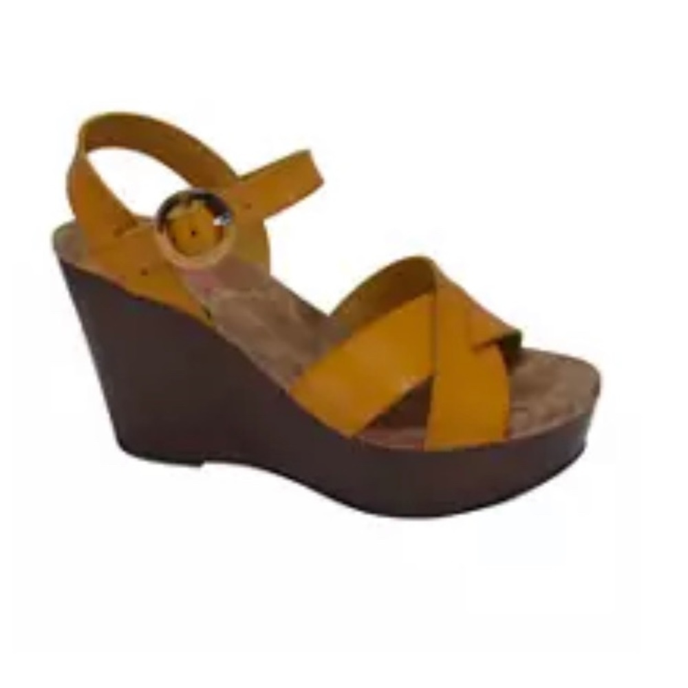 Jellypop Brette Wedge Sandals mustard size 9